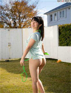 《催乳视频-女生和男生在一起怼怼怼的视频》