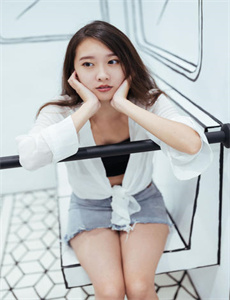 《让女生滴水的段子视频-欧美大屁股熟妇BBBBBB》