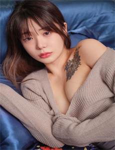 《老师你的兔子好软水好多作文-亲胸揉胸膜下刺激视频午夜小说》